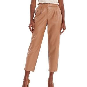 Express Women's Cropped Tan Pants